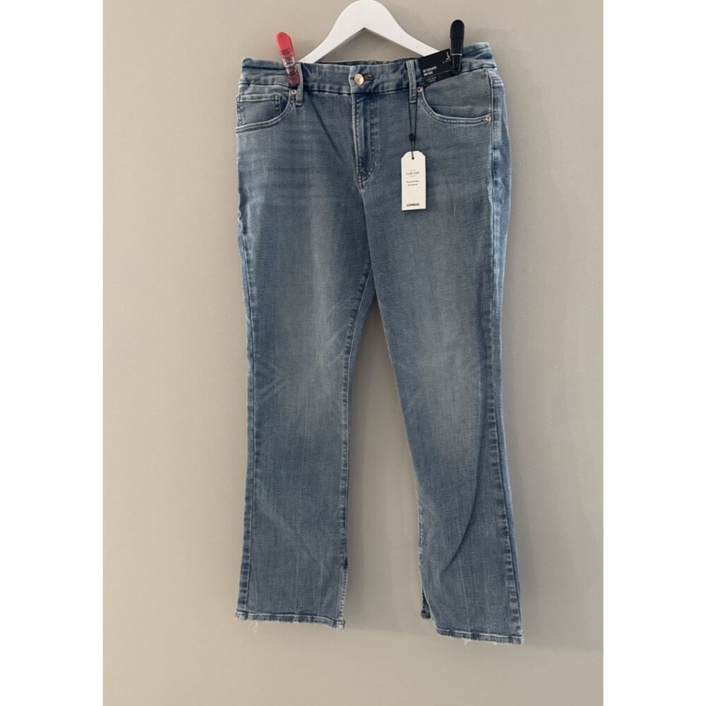 NWT EXPRESS Mid Rise Skyscraper  Jeans One Size fits 3! L Short 12/14/16